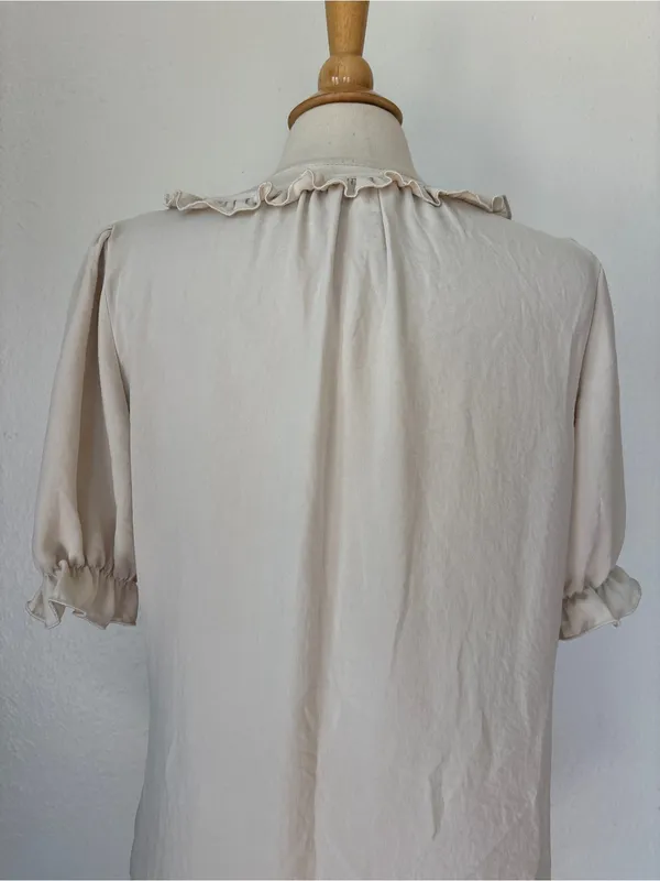 Light Beige Ruffle - Image 5