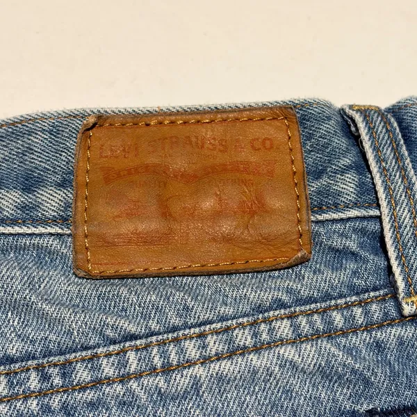 Levi's 501 Denim Shorts Womens 29 Blue Excellent White Oak Cone‎ Denim Cutoffs - Image 4