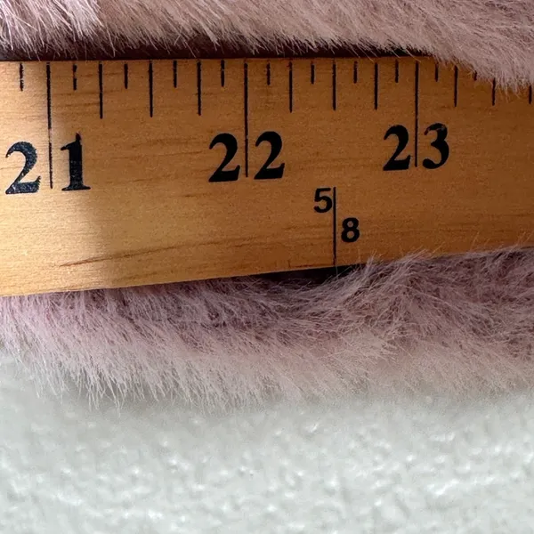 Mer Sea Pink Fuzzy Oversized Sweater Womens S/M Cozycore Slouchy Luxury Soft - Image 4