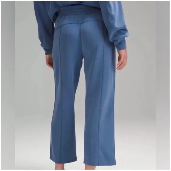 Lululemon Softstreme high rise straight leg cropped‎ pants sweatpants women's 14 - Image 2