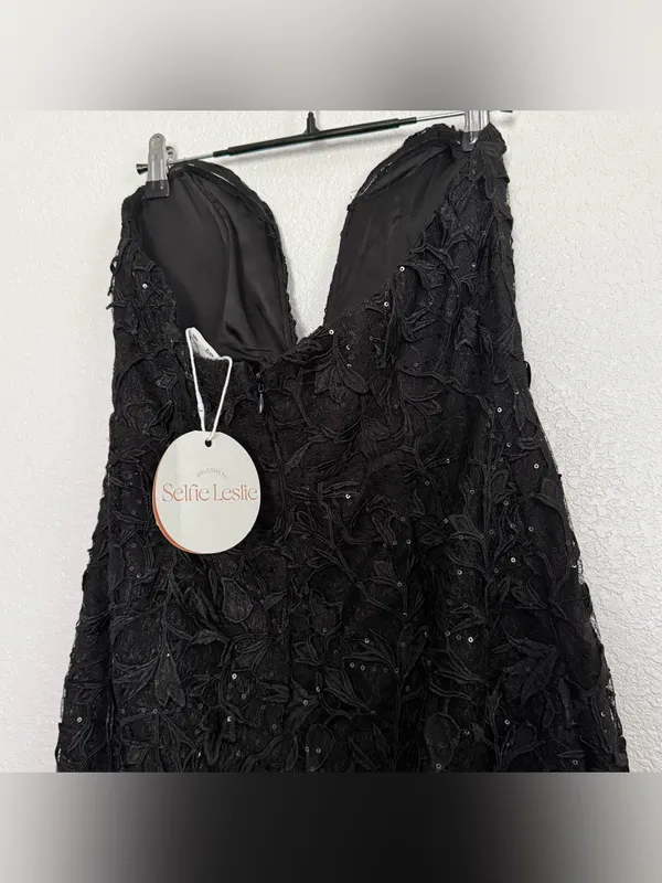NWT Selfie Leslie Time Of My Life Applique Mini Dress Black Large - Image 8