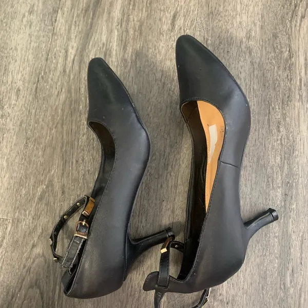 Leuven Alexander black pointed ankle strap heels Size 5.5 - Image 7