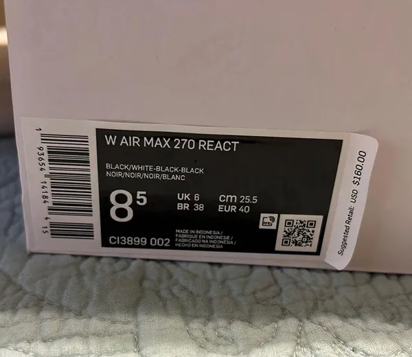 Nike Air Max 270 Shoes - Image 6