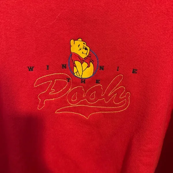 NWOT Vintage DISNEY Winnie the Pooh Embroidered Red Sweatshirt XL - Image 2