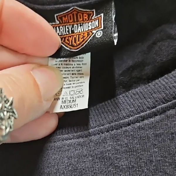 Like New! Harley-Davidson Black Tee with Skull And Wings Design Womens Size M - Image 2