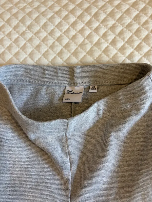 Aritzia TNA cozy fleece flare leggings - Image 3