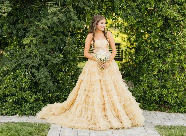Sherri Hill Prom Dress - Image 10