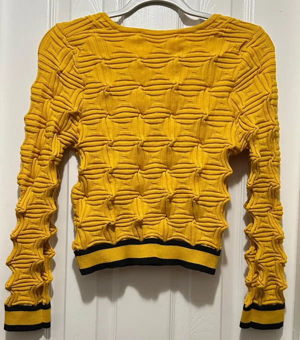 SHEIN Mustard Yellow Textured Cropped Cardigan – Size L - Image 2