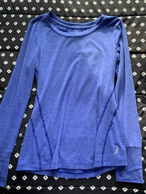 Kohl's Athletic Long Sleeve - Image 5