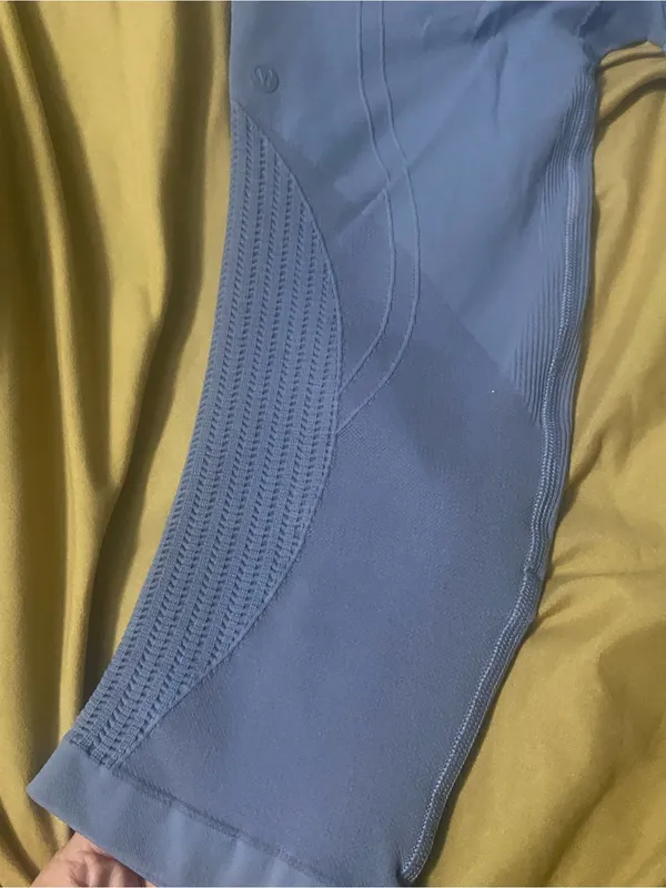 Seamless Light Blue lululemon Leggings - Image 6