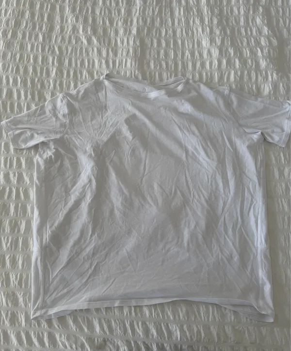 Lululemon Back In Action Shirt - Image 2