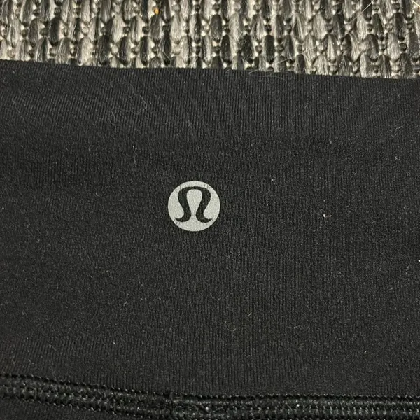 Lululemon Wunder Under Leggings Crop Compressive Size 8 - Image 4