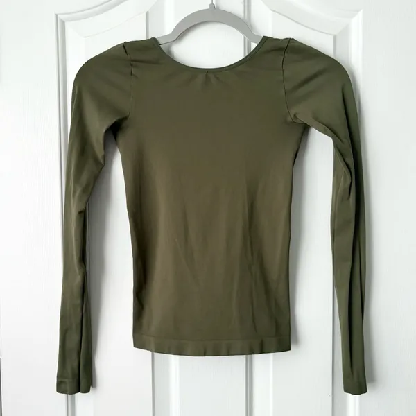 Low Back Seamless Top XS/S - Image 4