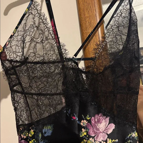 Victoria’s Secret Lace Floral Slip Nightgown Lingerie NWT size large - Image 3