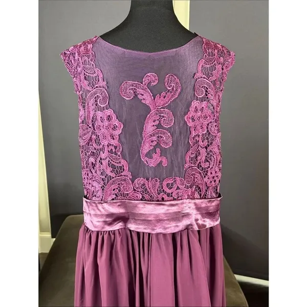 Women’s Purple Lace Bodice Full Length Formal Bridesmaid Dress Size 18 NWT - Image 5