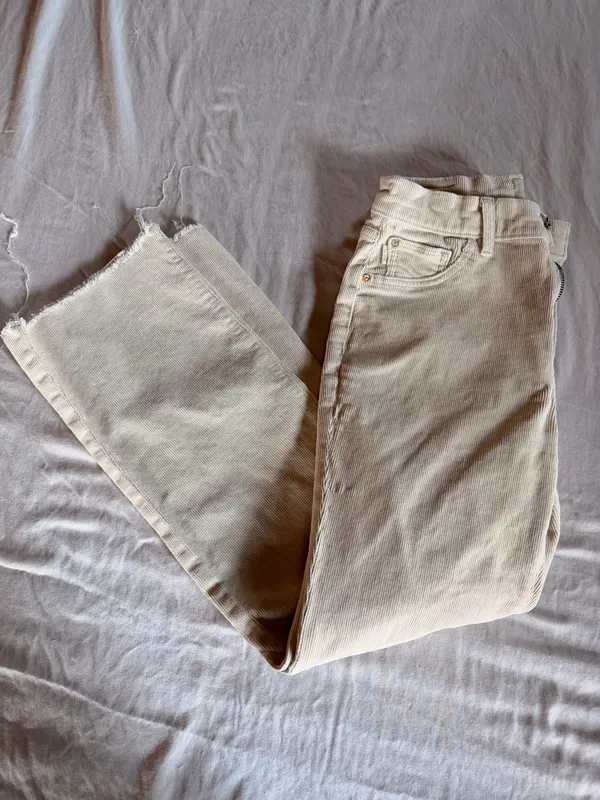 DL1961 creme corduroy Bridgette Boot cut size 27 - Image 3