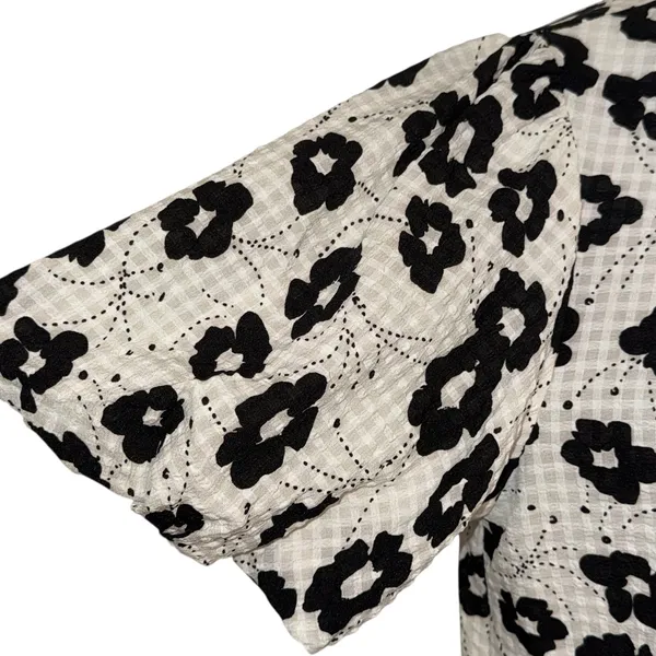ANTHROPOLOGIE THML White & Cream With Black Floral Puff Sleeve Textured Top‎ S - Image 5