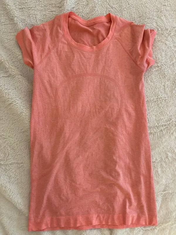 Lululemon Swiftly Tech Short Sleeve - Image 2