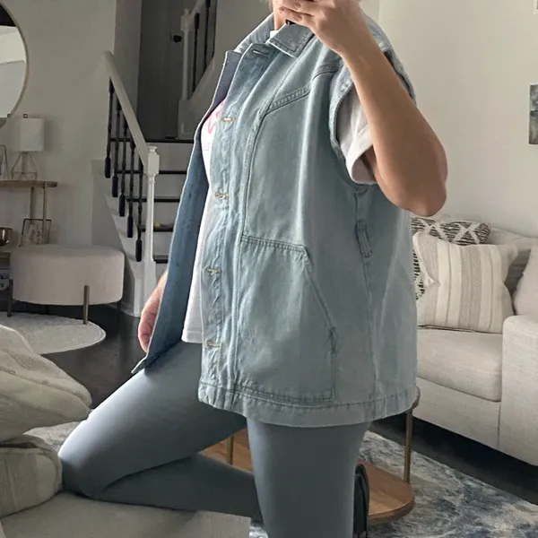🛎️ Clearance Coton Club Oversize Jeans Vests Size XS - Image 8