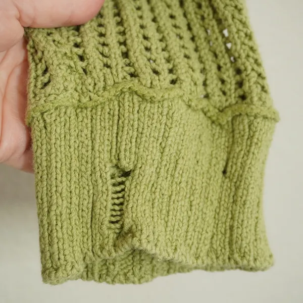 American Eagle Small Sage Green Open Knit Cropped Cardigan Sweater Distressed - Image 4
