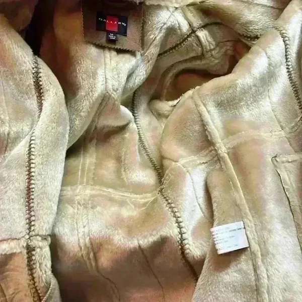Gallery Women’s‎ faux fur Brown jacket - Image 6