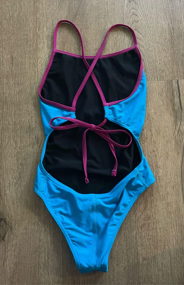 Sporti One-Piece Swimsuit - Image 4