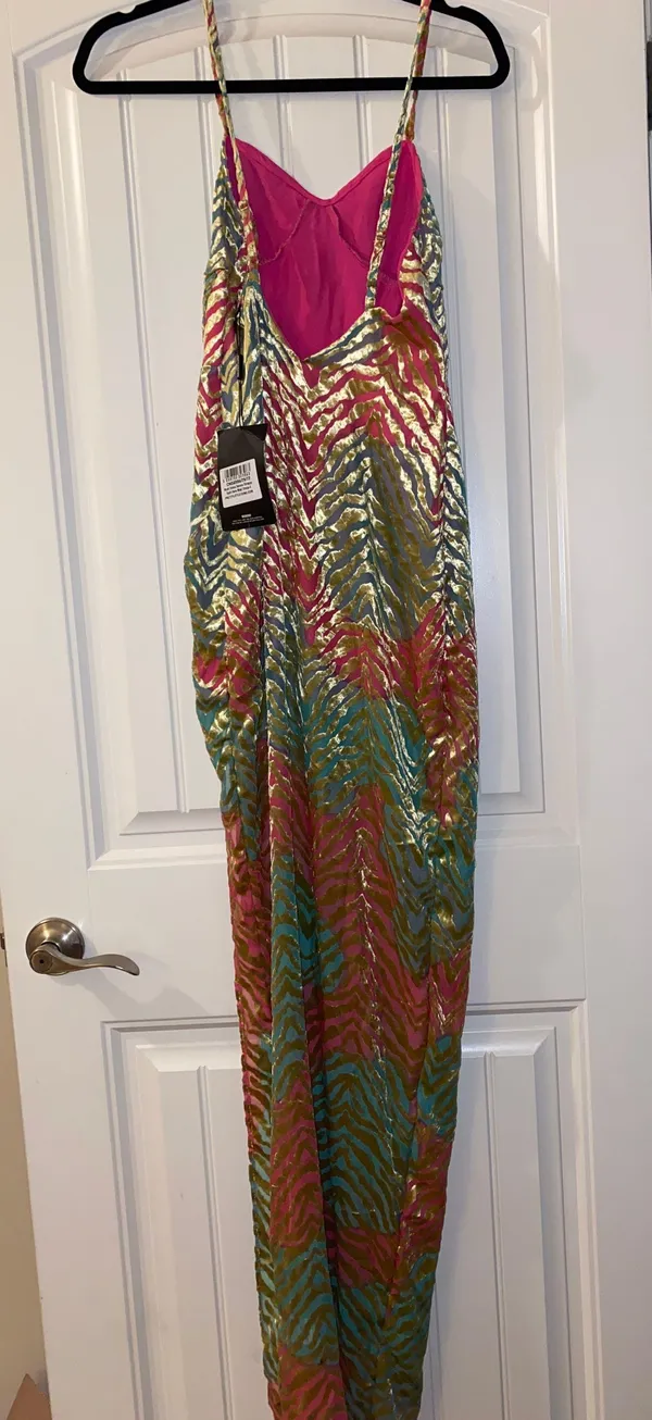 Pretty Little Thing Maxi Dress - Image 5