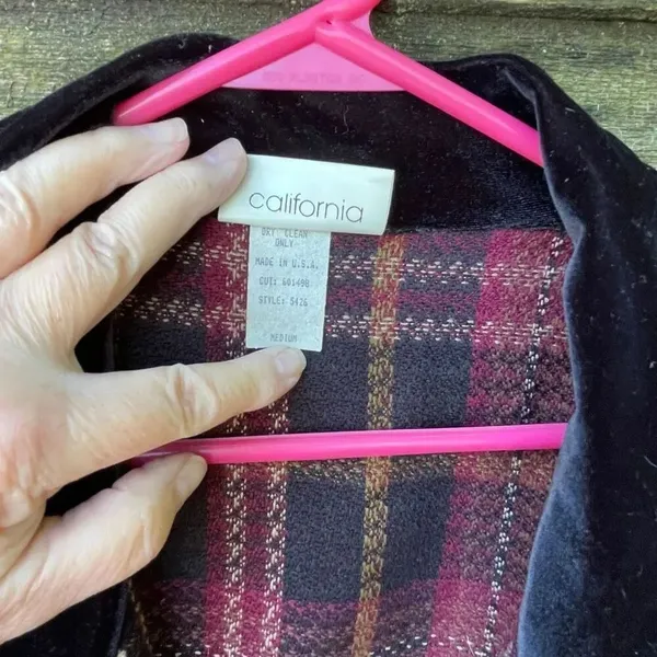 Vintage ZOE size M velvet plaid jacket.Art to wear. - Image 4