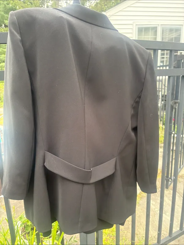 Le Suit Black Women's Single-Breasted Blazer - Image 5