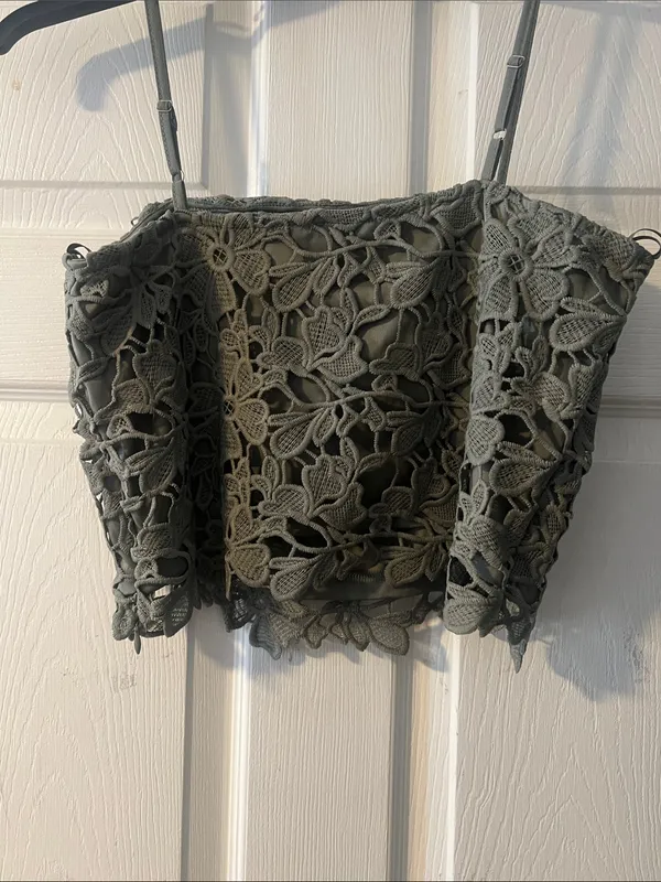 She + Sky Gray Floral Crochet Lace Camisole - Image 5