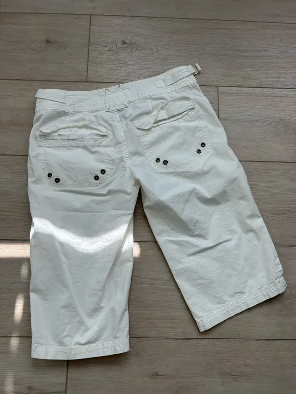 Arizona Jean Company Y2K capri pants - Image 2