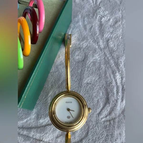 GUCCI interchangeable bezel watch set🔥🔥🔥 - Image 4
