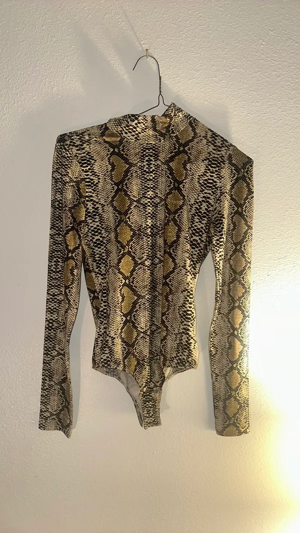 Anna Grace snakeskin top - Image 3