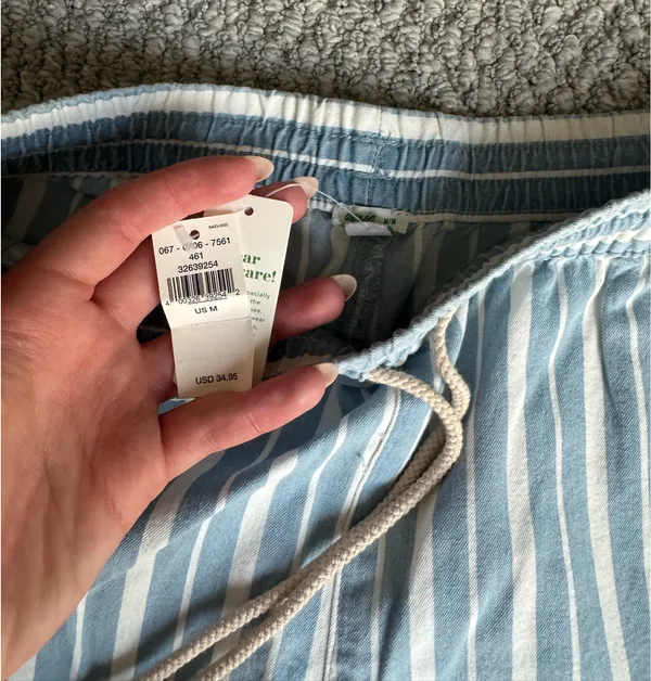 American Eagle Outfitters Shorts - Image 3