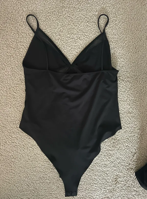 ZARA Black V-Neck Bodysuit - Image 3