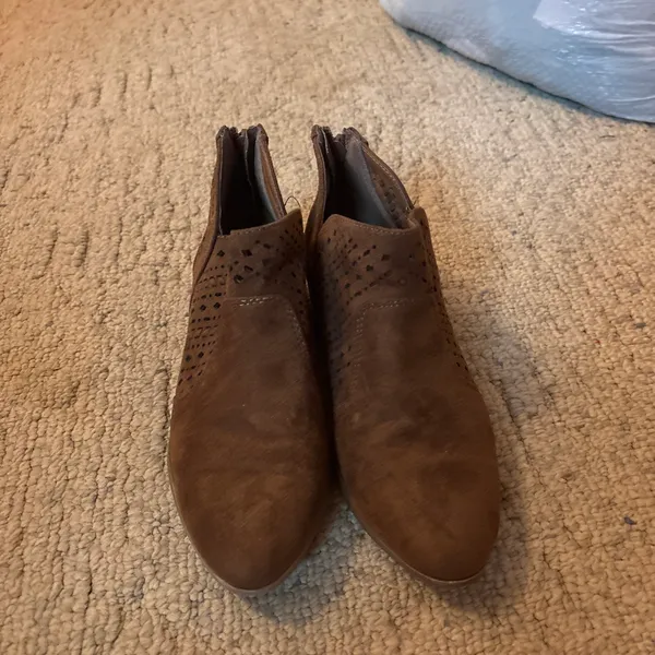 Brown suede boots Size 5 - Image 2