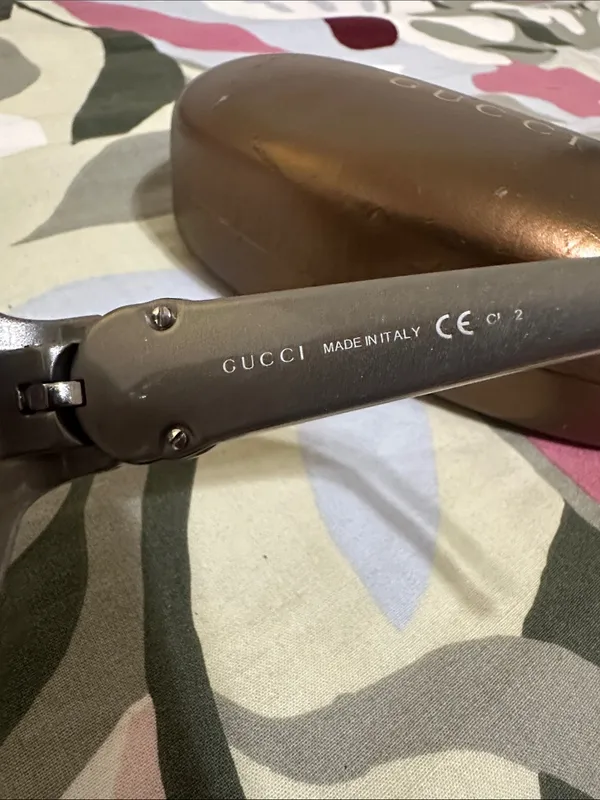 Gucci Women's Oversized Gray Gradient Sunglasses - Image 8
