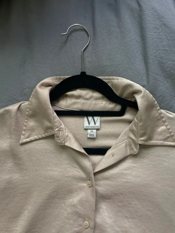 Worthington Satin Long Sleeve Button Up (xs) - Image 2