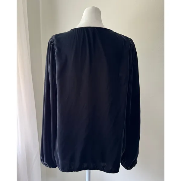 Old Navy Charcoal Black Velvet V-Neck Long Sleeve Blouse - Image 4