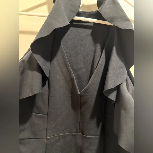 Free People black cold‎ shoulder dress Size M - Image 8