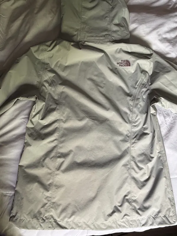 The North Face Resolve 2 Women’s Jacket Small - Image 5