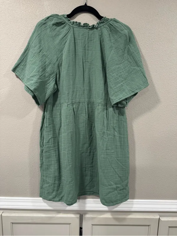 NWT Old Navy Green Solid Short Sleeve Ruffle Dress - Image 5