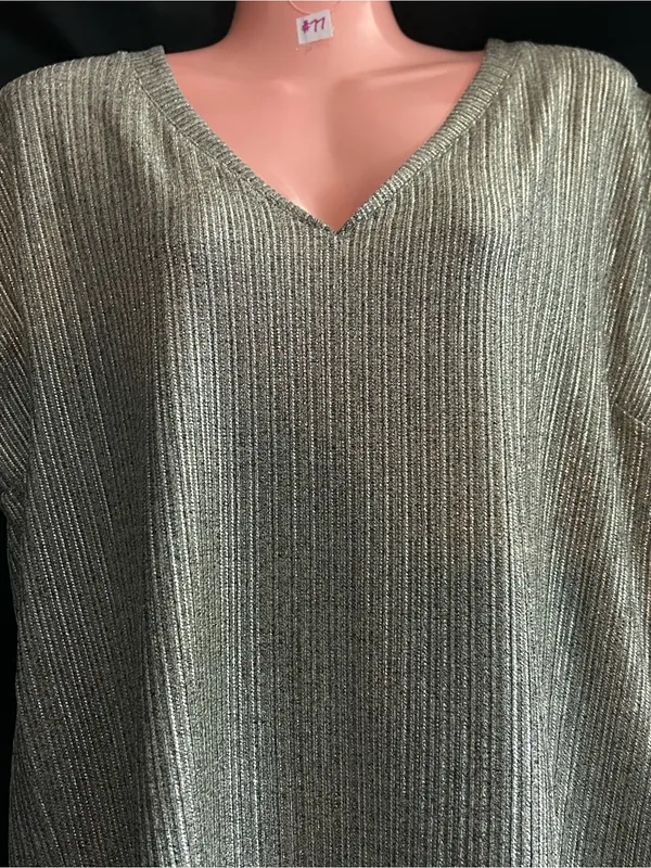 White House Black Market Women’s Metallic Silver V-Neck Ribbed Knit Top MD - Image 7
