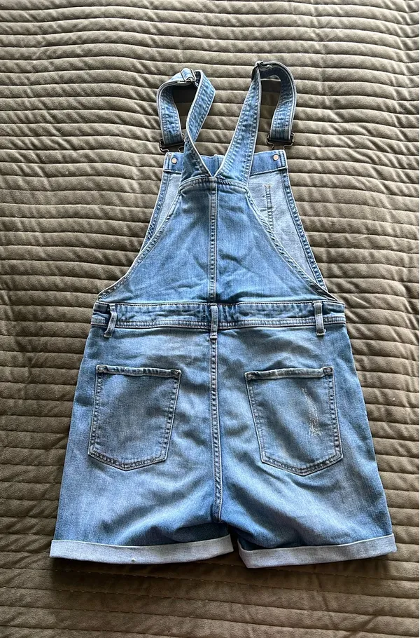 Gap Overall Shorts - Image 3