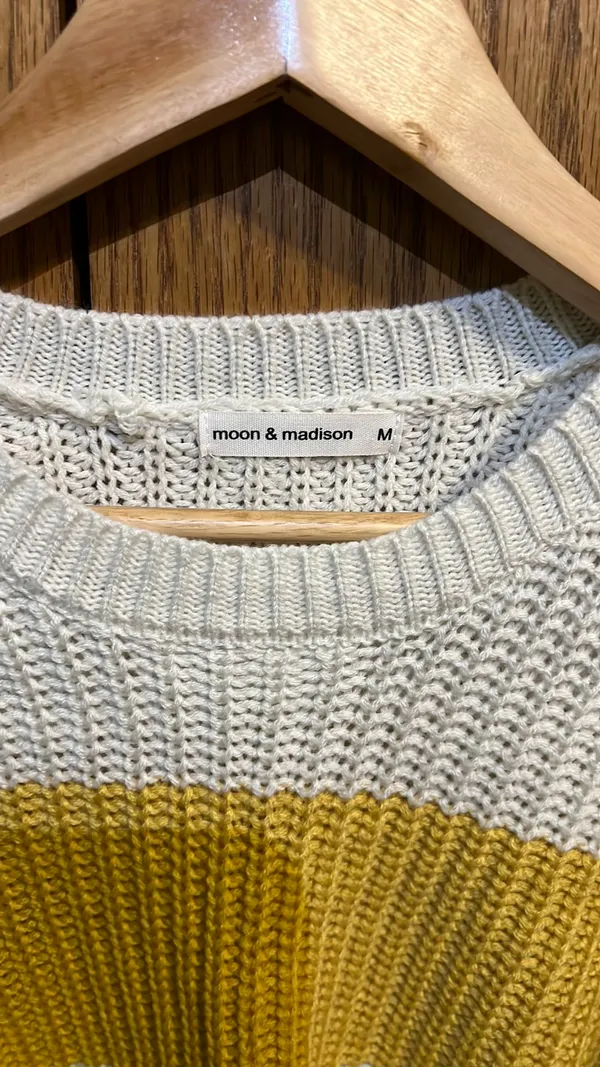 Crop Knotted Sweater Multiple Size M - Image 3