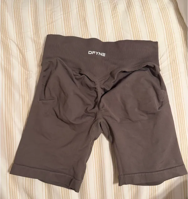 DFYNE Impact Shorts 6.5” | Truffle | Size Small - Image 2