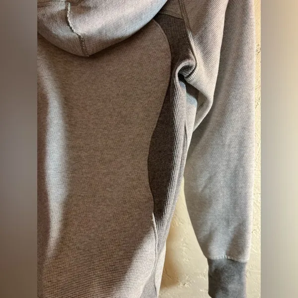 Lululemon Athletica Scuba Gray Zippered Fitted Hoodie 6 - Image 11