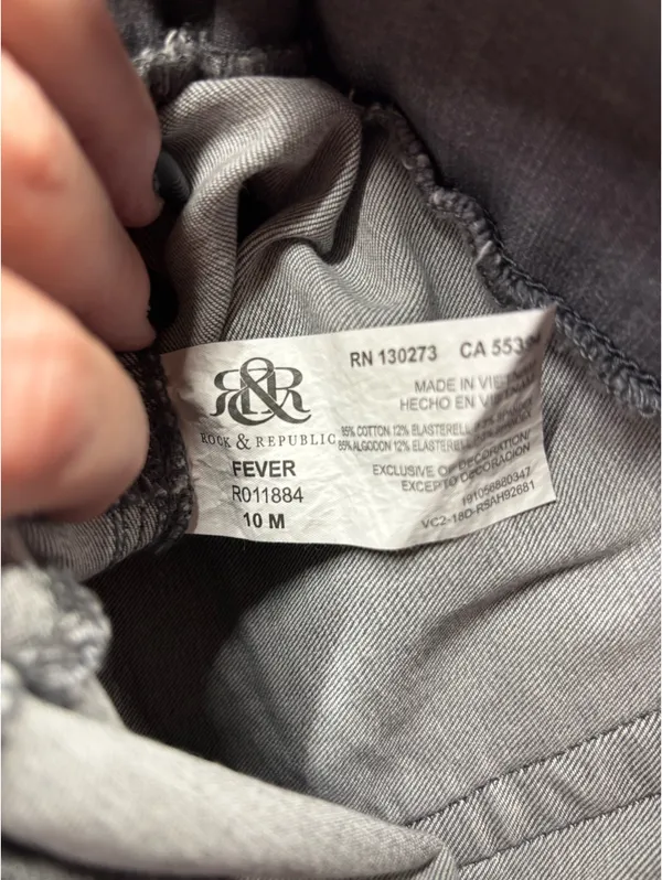 Women’s Rock & Republic Jeans - Image 3
