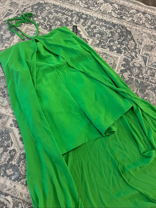 Short romper Green Halter High-Low Skirt - Image 2