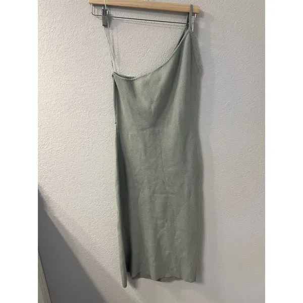 Petal + Pup Stassie Sage Knit Midi Dress - Size‎ 10 - Image 2